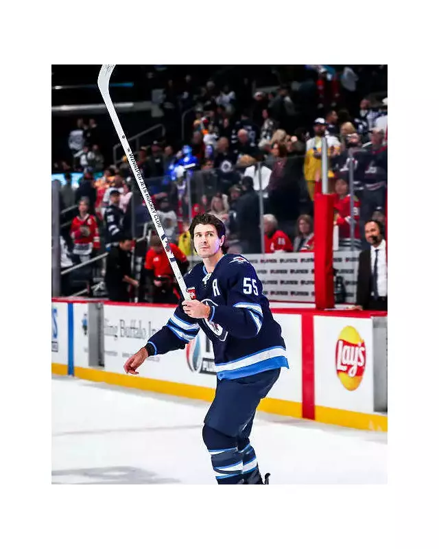 Mark Scheifele Fires Jets With 20 Points in 13 Games Ahead of Sharks Clash