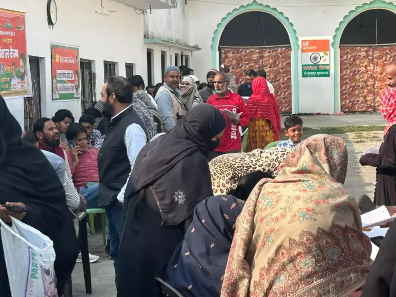 Mosques Become Help Centers for Document Anxiety in Uttar Pradesh Towns