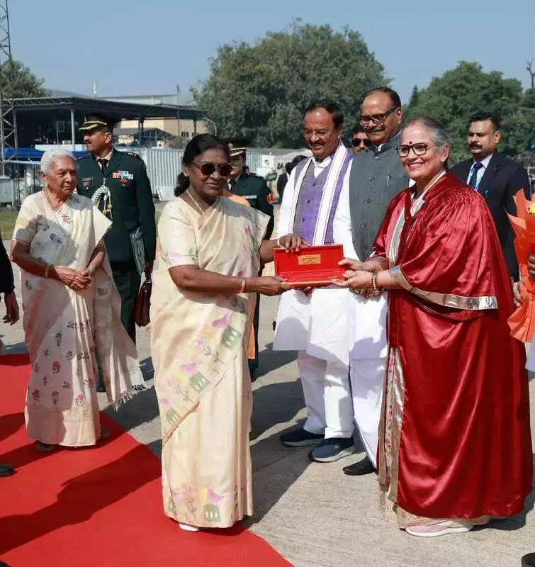 President Murmu Receives Lucknow's Highest Civic Honour