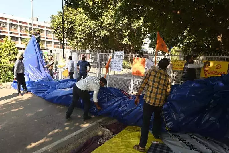 PU Bachao Morcha Ends 27-Day Protest After University Response