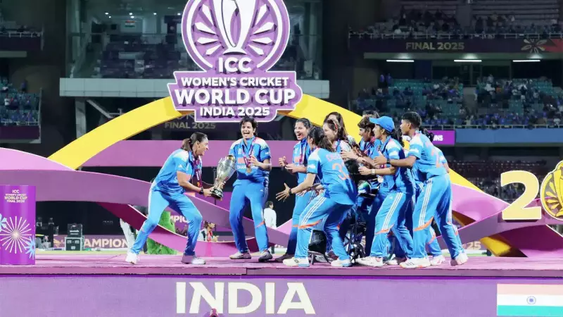 Rohit Sharma's Lookalike Prepares Harmanpreet Kaur for Iconic World Cup Trophy Walk | Viral Video