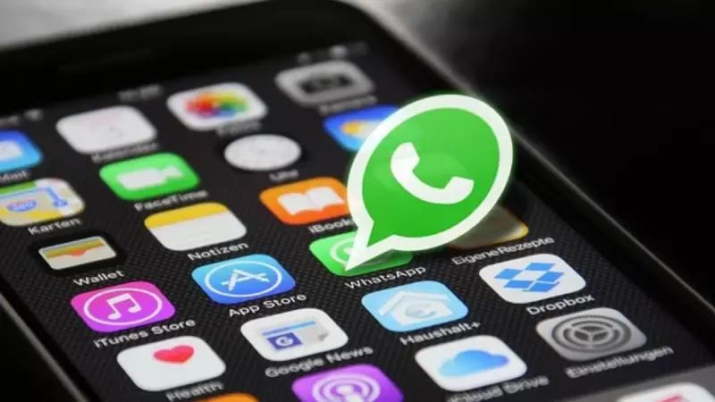 Russia Threatens WhatsApp Ban Over Data Localization Dispute