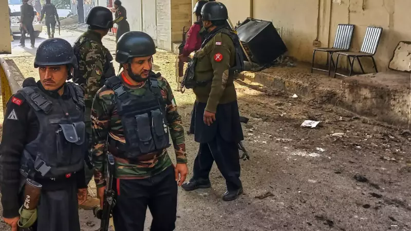 Suicide Bombers Attack Pakistan's FC HQ in Peshawar, 3 Killed