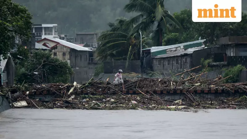 Super Typhoon Fung-wong Hits Philippines, 2 Dead, 1 Million Evacuated