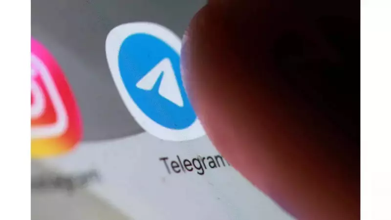 Tajikistan Launches National Messenger ORIZ to Rival WhatsApp, Telegram