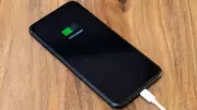 8 Smartphone Charging Mistakes Damaging Your Battery Life