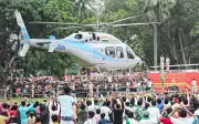 Bad Weather Halts Helicopters: Bihar Politicians Hit the Road for Campaigning