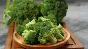 Boost Brain Health with Broccoli: Fight Alzheimer's Risk