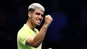 Carlos Alcaraz Defeats Taylor Fritz in Nitto ATP Finals Thriller