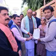 Deputy CM Brajesh Pathak Joins 'Knock the Door' Drive in Lucknow