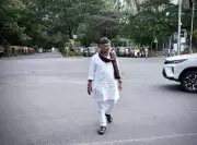 DK Shivakumar Hints at Resigning as KPCC Chief, Vows to Stay in Leadership