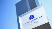 ECB Holds Rates at 2%, Signals Potential 2026 Cuts in October Minutes