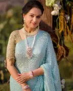 Padmini Kolhapure Mourns Dharmendra: Recalls Dreamgirl to Dadagiri Journey