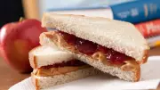 Peanut Butter & Jelly Sandwich: Healthy Lunch or Sugar Trap? Experts Reveal Shocking Truth