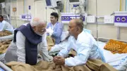 PM Modi Visits Delhi Blast Victims, Vows Justice After Red Fort Attack
