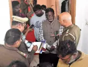 Prayagraj Tension: VHP Members Allege Religious Conversion in Kuan Gali