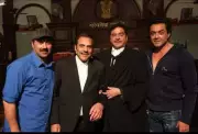 Shatrughan Sinha Visits Deol Family, Shares Emotional Tribute to Dharmendra