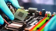 SMIC Warns of Memory Chip Shortage Crisis, Threatening Phone & Auto Industries