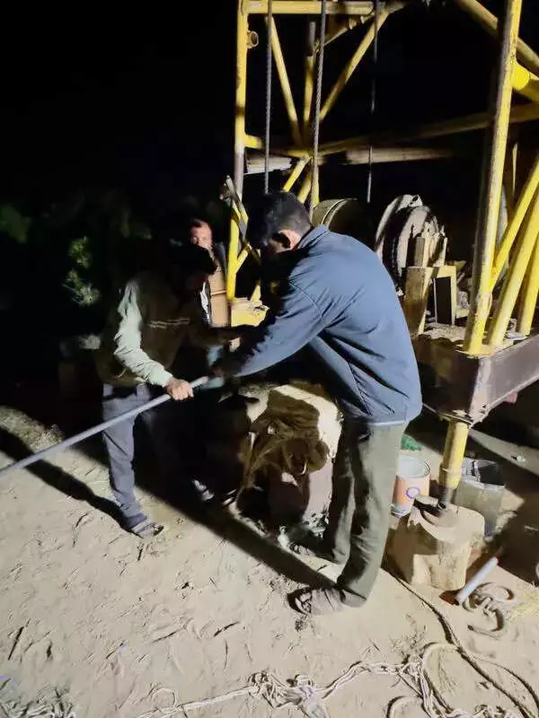 17-Year-Old Boy Dies After Jumping into Borewell Following Mobile Phone Argument in Kutch