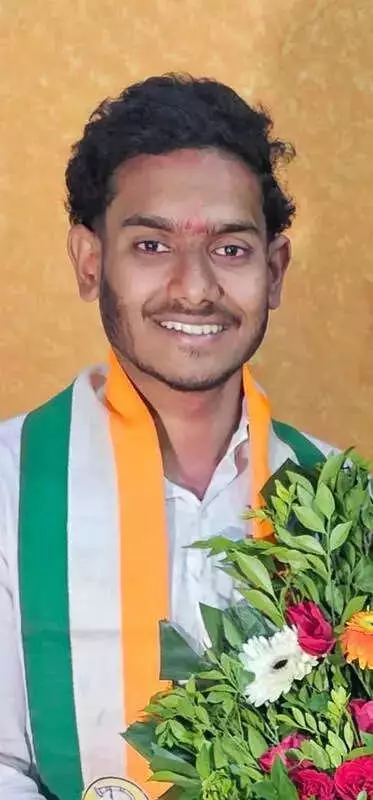 21-Year-Old Saurabh Tayde Elected Youngest Municipal President in Maharashtra