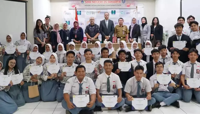 400 Jakarta Students Graduate from VFS Global Career Programme 2025