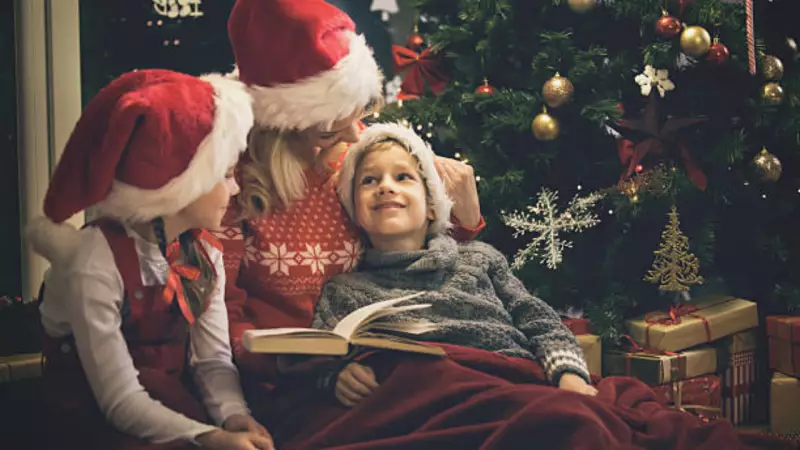 5 Classic Christmas Tales for Kids: Timeless Stories of Magic & Kindness