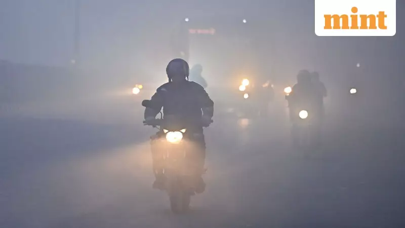 5 Essential Fog Riding Tips for Motorcyclists to Stay Safe This Winter