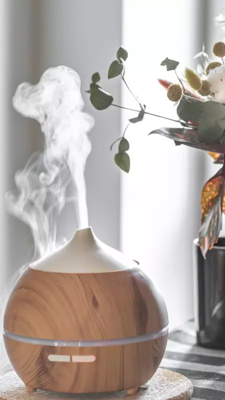 5 Essential Oils to Beat Stress & Improve Sleep Naturally