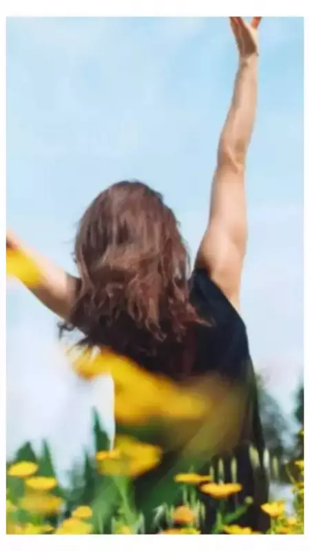 7 Realistic Resolutions for a Happier, Better 2026: A Practical Guide