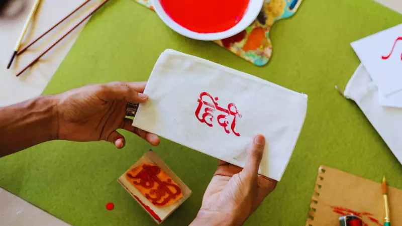 8 Countries Where Hindi is Widely Spoken Beyond India's Borders