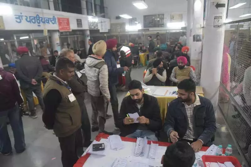 AAP Sweeps Mohali Panchayat Polls, Wins 24 of 52 Seats; BJP Draws Blank