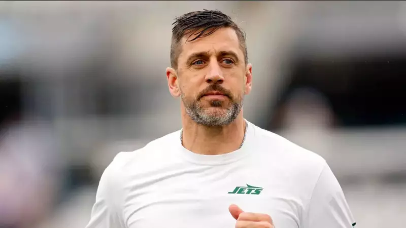 Aaron Rodgers Plays Through Wrist Pain, Steelers Eye Playoffs