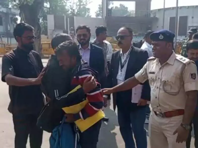 After 17 Years Lost in Bangladesh, Odisha Man Reunited with Family via Ham Radio