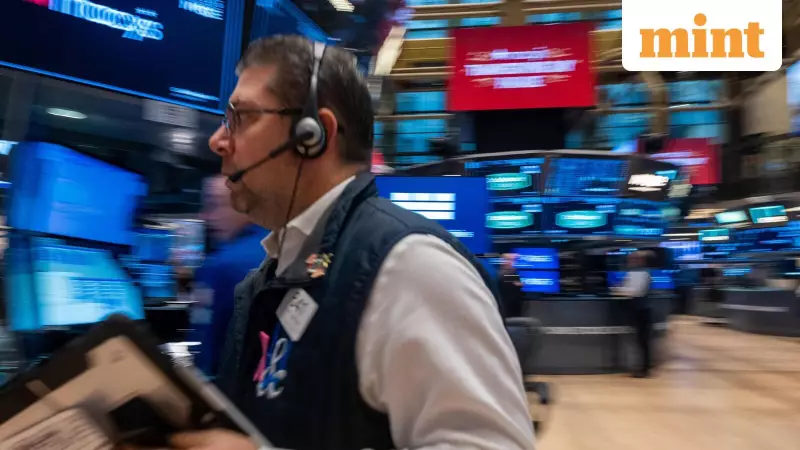 AI Boom Fuels Record Stocks, But Economic Data Poses 2026 Risk