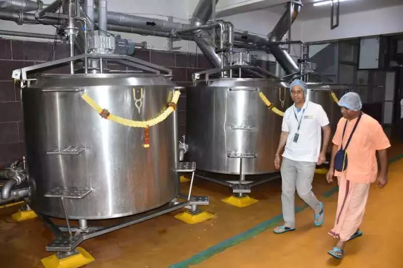 Akshaya Patra Hubballi Kitchen Upgrades with 18 New Cauldrons, Serves 1.3L Students