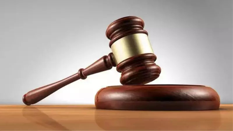 Allahabad HC Overturns 19-Year-Old Dismissal: Teacher-Student Relationship is Misconduct, Not Harassment