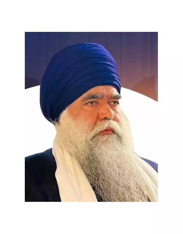 Amritsar: Damdami Taksal Ex-Students Protest Chief's Alleged Hukamnama Violation