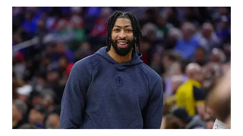 Anthony Davis Returns vs Heat: Key Boost for Struggling Mavericks