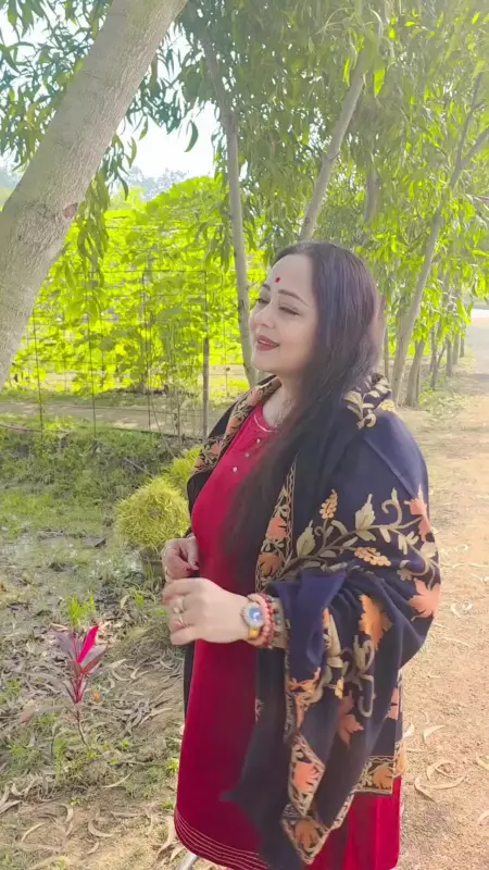 Aparajita Adhya Finds Peace in Santiniketan's Tranquility | Dec 28, 2025