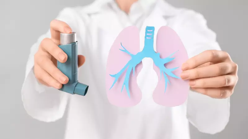 Asthma vs Bronchitis: 5 Key Differences in Symptoms & Treatment