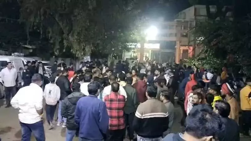 Barwani: Kite-Flying Dispute Among Children Escalates to Stone-Pelting, Police Deployed