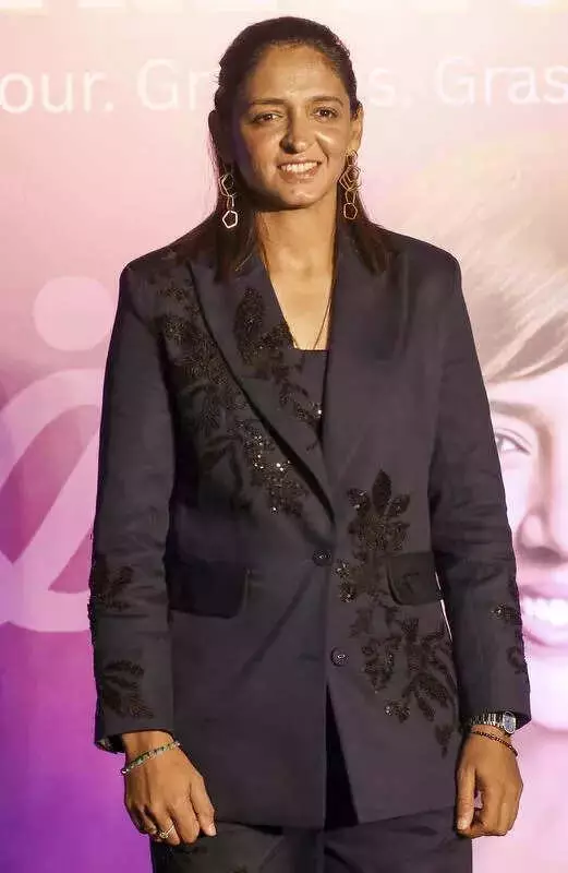 BCCI Denies NOC: Harmanpreet Kaur Misses JU's DLitt Honour on Dec 24