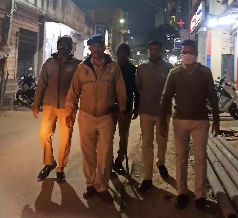 Bengaluru Police's Night Visits: Building Trust & Preventing Crime in Suddaguntepalya