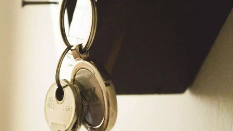 Bengaluru Woman's Stand Against Moral Policing in Apartment Wins Praise