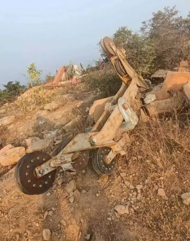 Bihar suspends engineers, halts ropeway projects after Rohtas trial crash