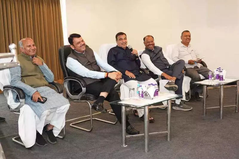 BJP Holds Key Strategy Meet at Gadkari's Home for Nagpur Civic Polls