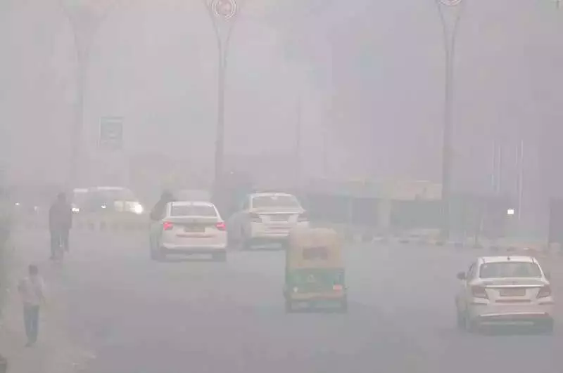 CAQM Extends Deadline for Petrol Two-Wheeler Fleet Induction in Delhi-NCR to 2026