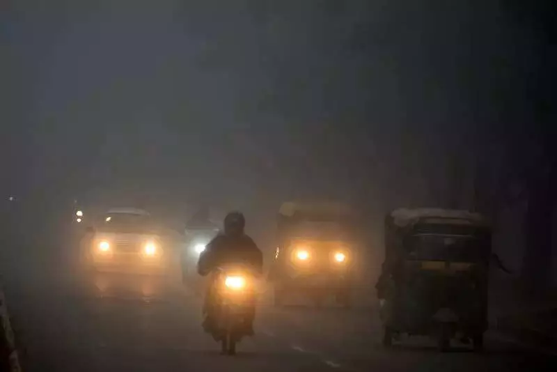 Chandigarh Fog Chaos: Trains Delayed Up to 10 Hours, Hundreds Stranded