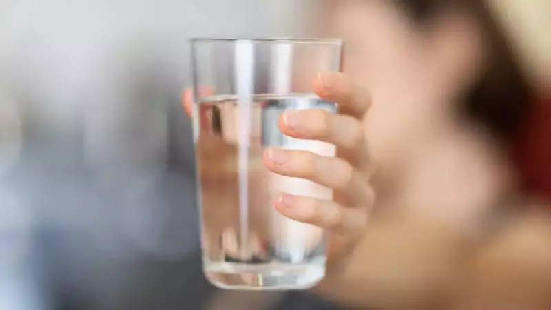 Chewing Water: Why Slow Sipping May Be Better Than Gulping for Hydration