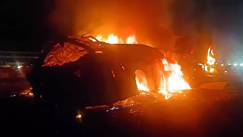 Chitradurga Horror: 6 Killed, 28 Injured as Truck Rams Sleeper Bus on Bengaluru-Pune Highway